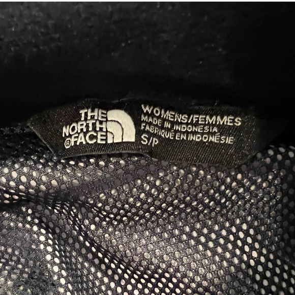 The North Face Womens Resolve Parka (S) - Picture 6 of 7